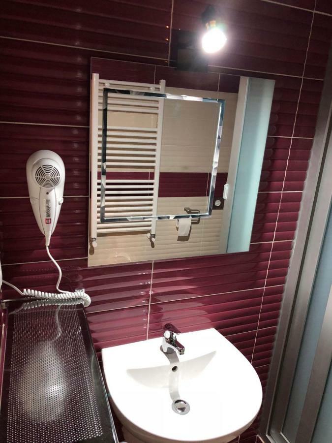 Bhome Fashion Suite Napoli Ngoại thất bức ảnh